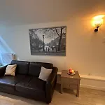 Apartment Tulip House Luxury - Location - Rijksmuseum - Leidseplein 120 M2 Private With Kitchen Amsterdam