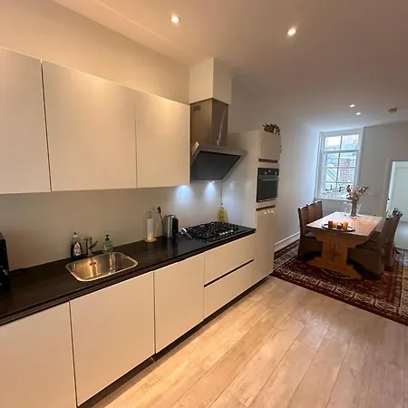 Tulip House Luxury - Location - Rijksmuseum - Leidseplein 120 M2 Private With Kitchen Apartmán *