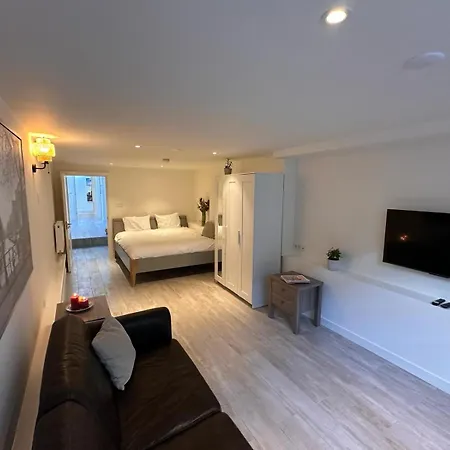 Tulip House Luxury - Location - Rijksmuseum - Leidseplein 120 M2 Private With Kitchen * 암스테르담