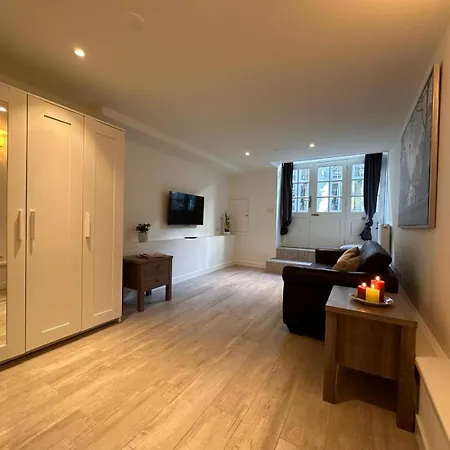 Apartmán Tulip House Luxury - Location - Rijksmuseum - Leidseplein 120 M2 Private With Kitchen *