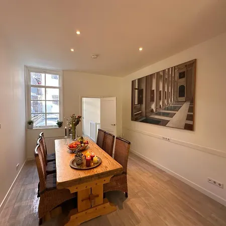 דירה Tulip House Luxury - Location - Rijksmuseum - Leidseplein 120 M2 Private With Kitchen אמסטרדם